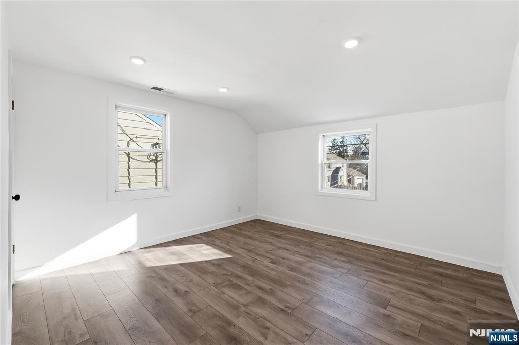 73 Macarthur - Photo 8