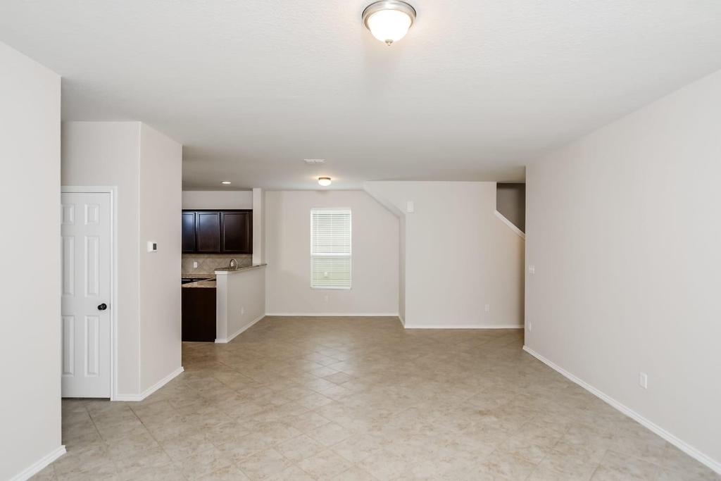 467 Walnut Crest - Photo 2