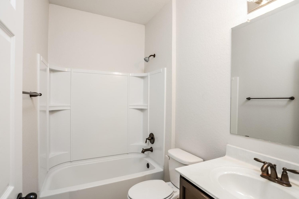 467 Walnut Crest - Photo 10