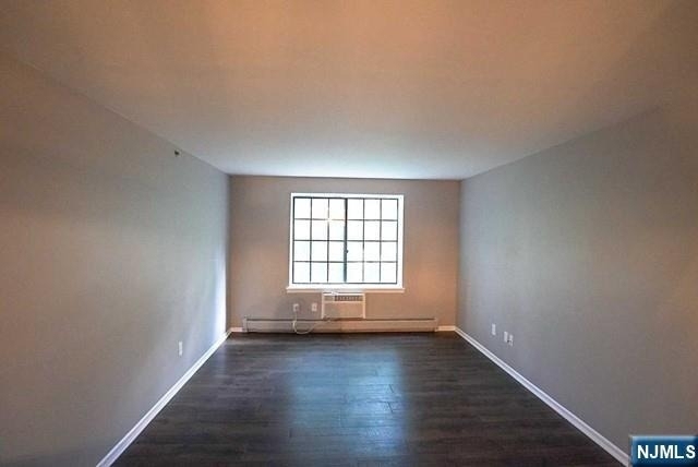 1418 Faulkner - Photo 4