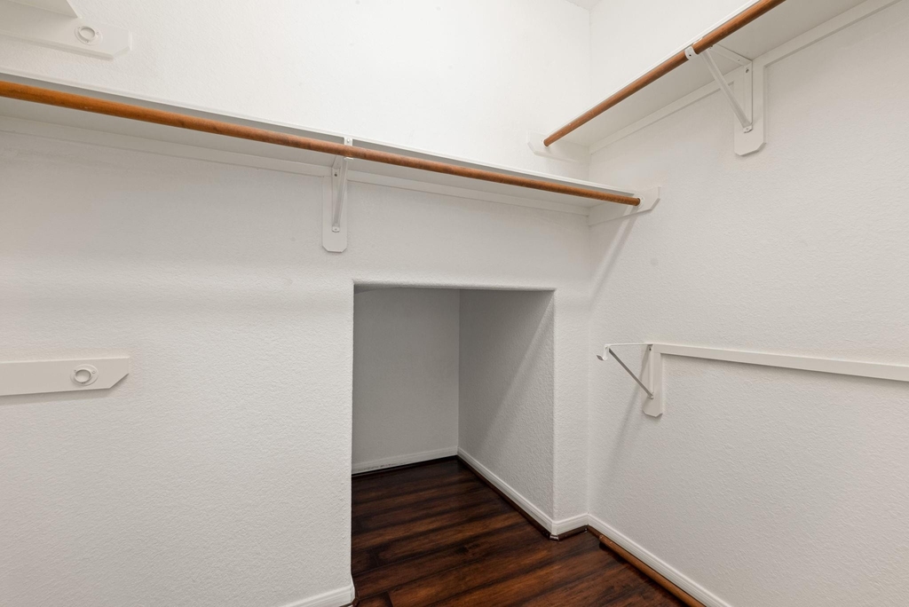 21426 Venture Park Drive - Photo 26