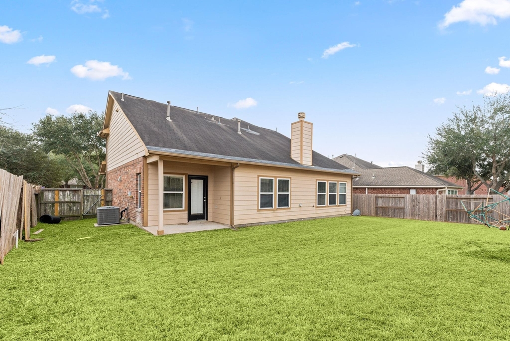 21426 Venture Park Drive - Photo 39