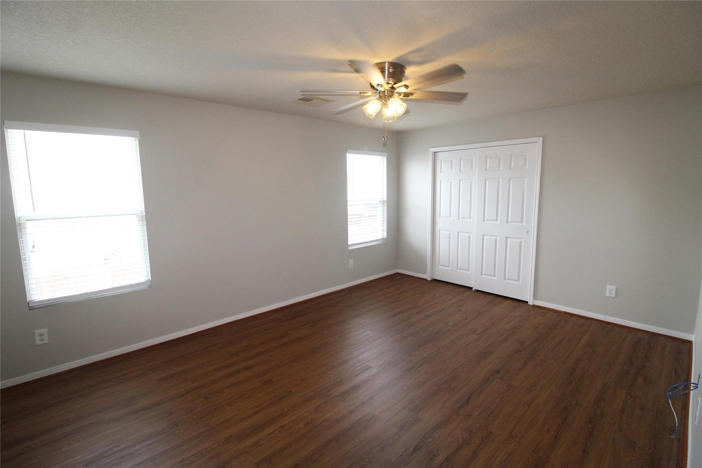 2834 Iris Valley Way - Photo 8
