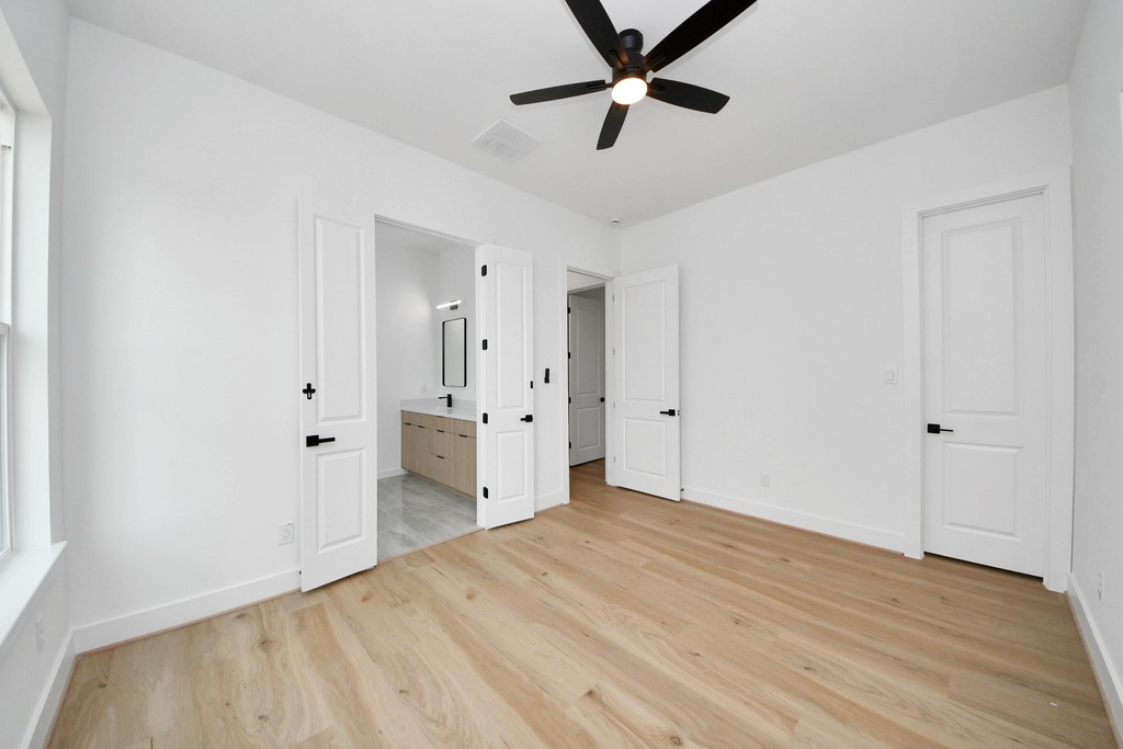 7117 Eastwood St - Photo 14