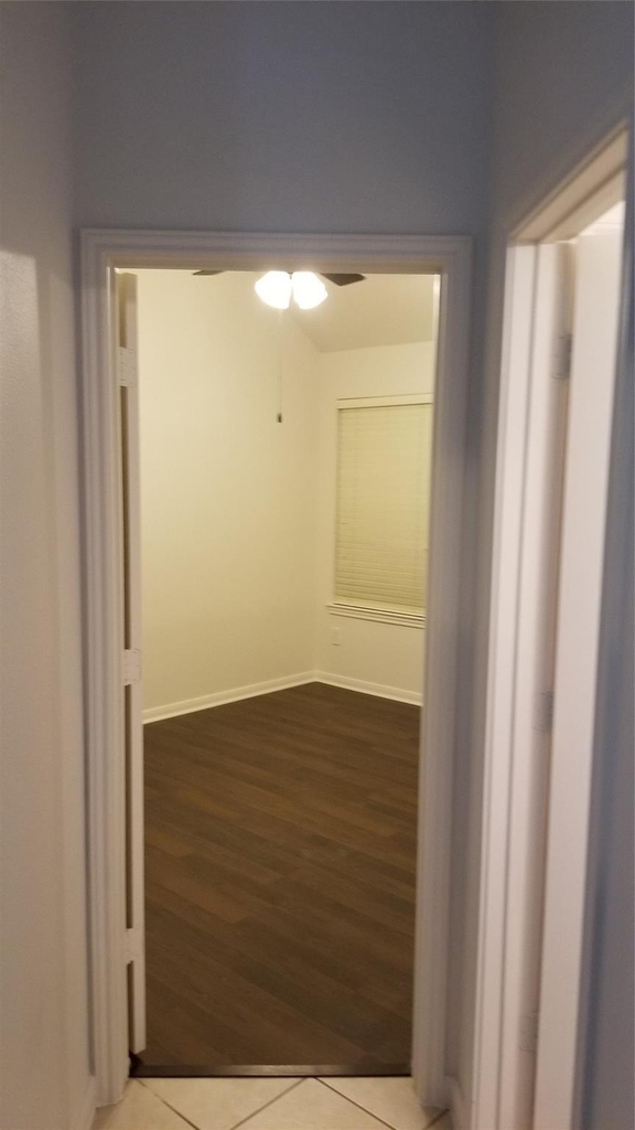 935 Rock Springs Drive - Photo 3