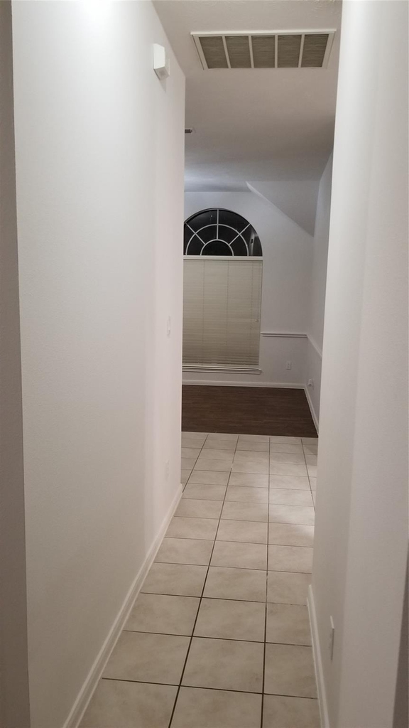 935 Rock Springs Drive - Photo 5