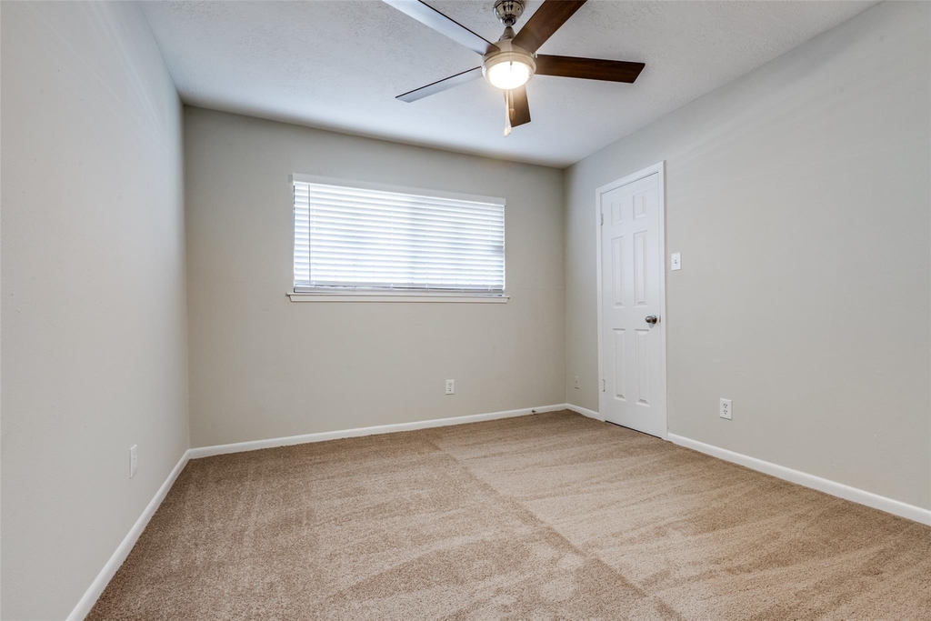 5426 Fairgreen Lane - Photo 21