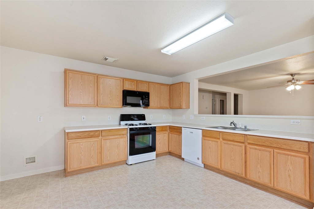 29522 Legends Stone Drive - Photo 5