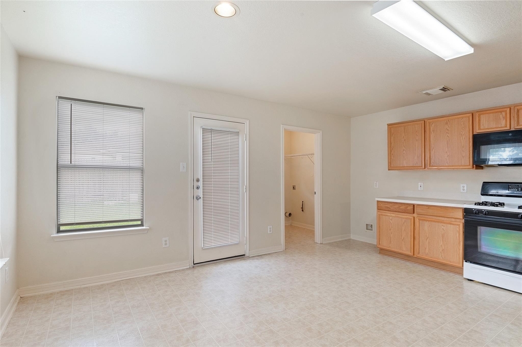 29522 Legends Stone Drive - Photo 6