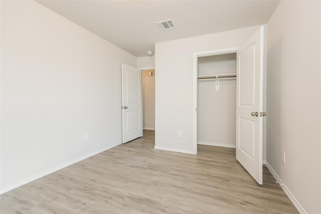 943 Imperial Heights Drive - Photo 9