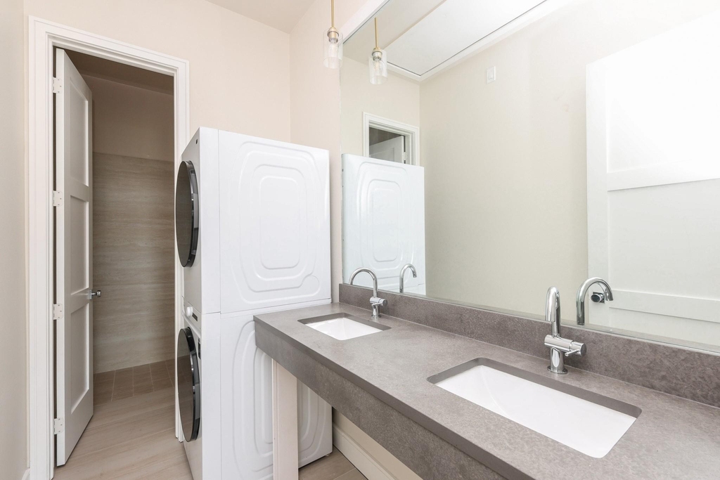 3407 Garrow Street - Photo 10