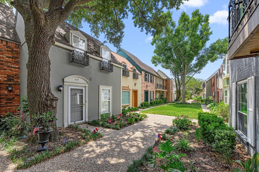 11515 Burdine Street - Photo 2