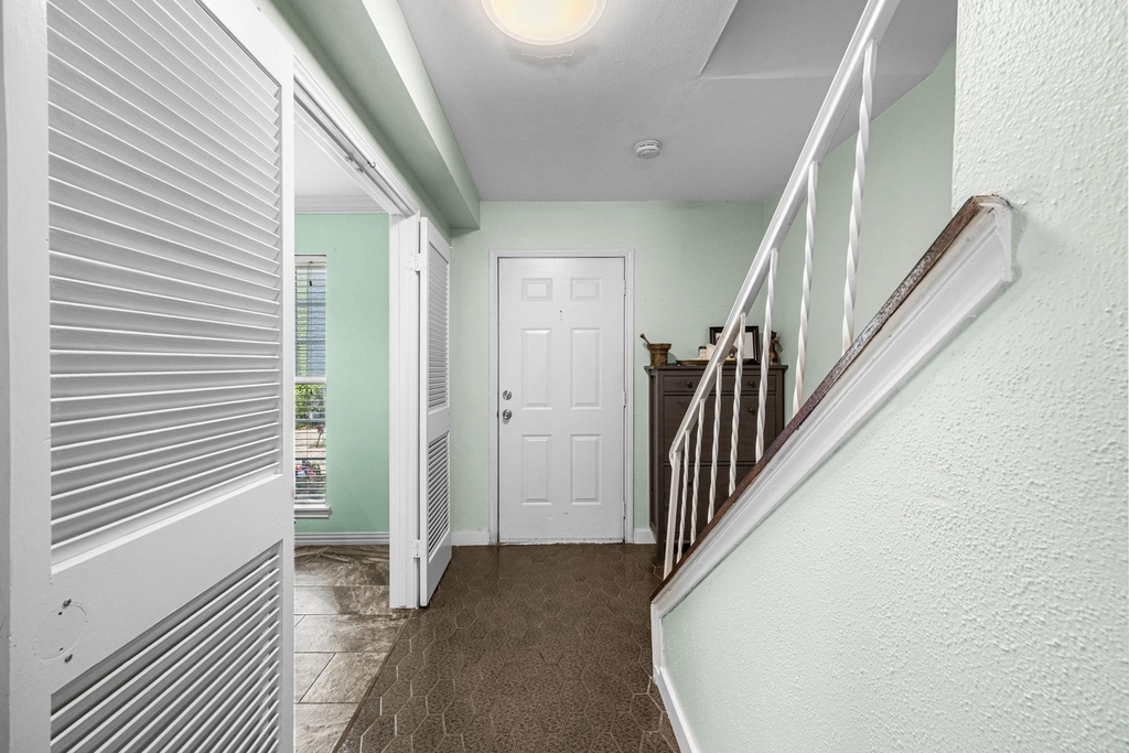 11515 Burdine Street - Photo 5