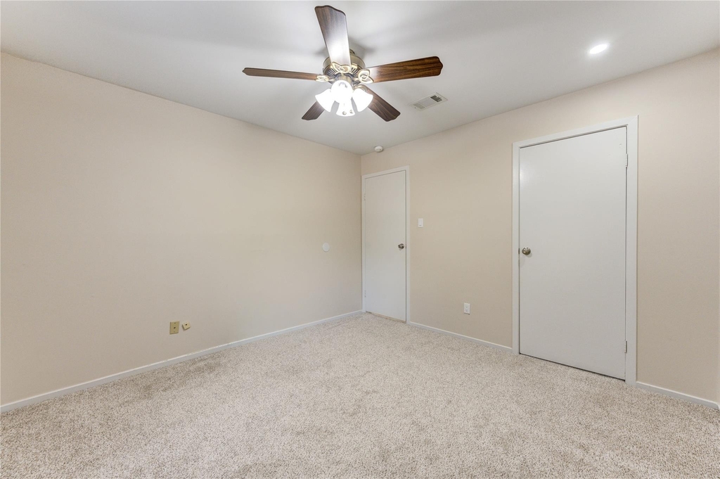 2114 River Village - Photo 27