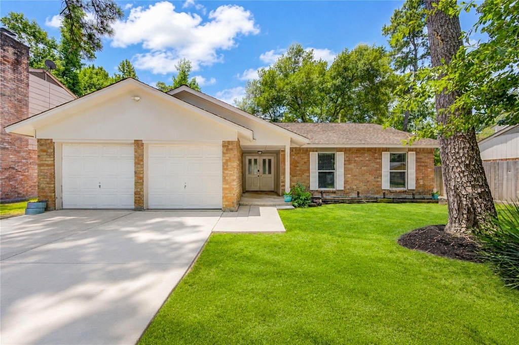 2114 River Village - Photo 1