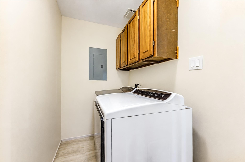 2114 River Village - Photo 21