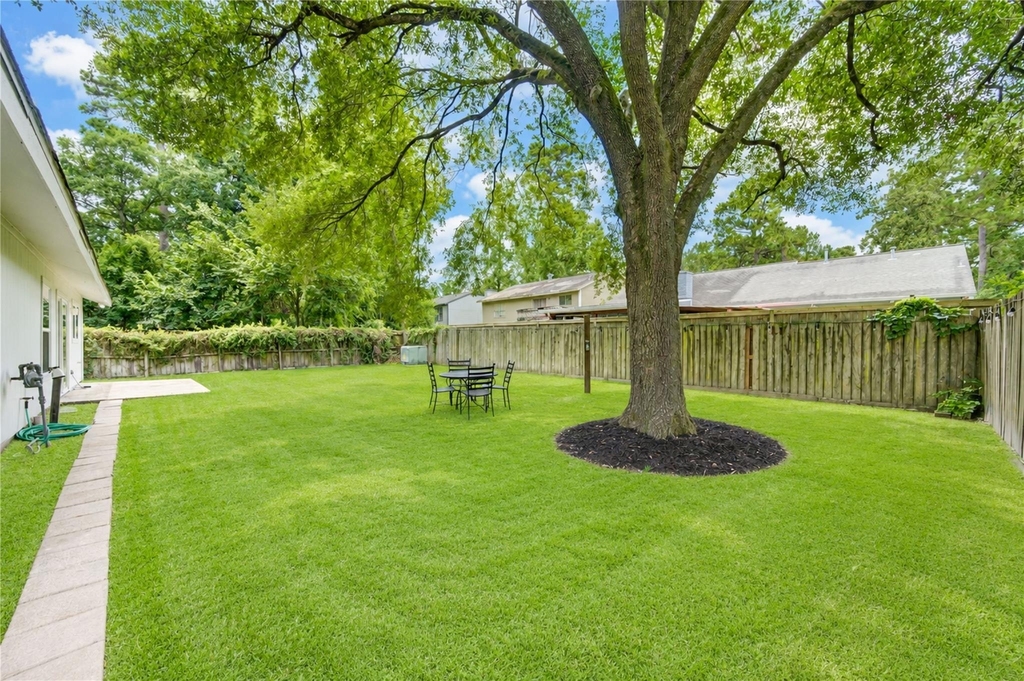 2114 River Village - Photo 37