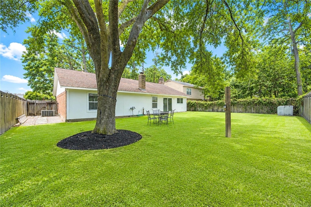 2114 River Village - Photo 36