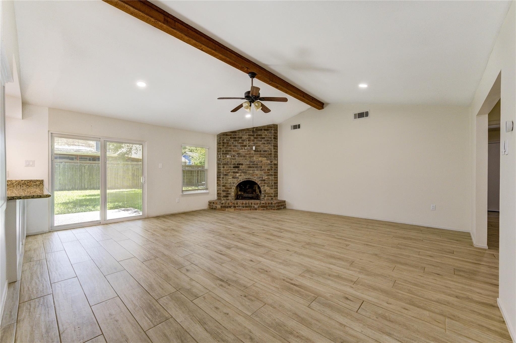 2114 River Village - Photo 10