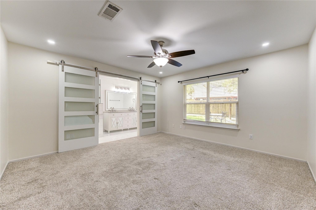 2114 River Village - Photo 29