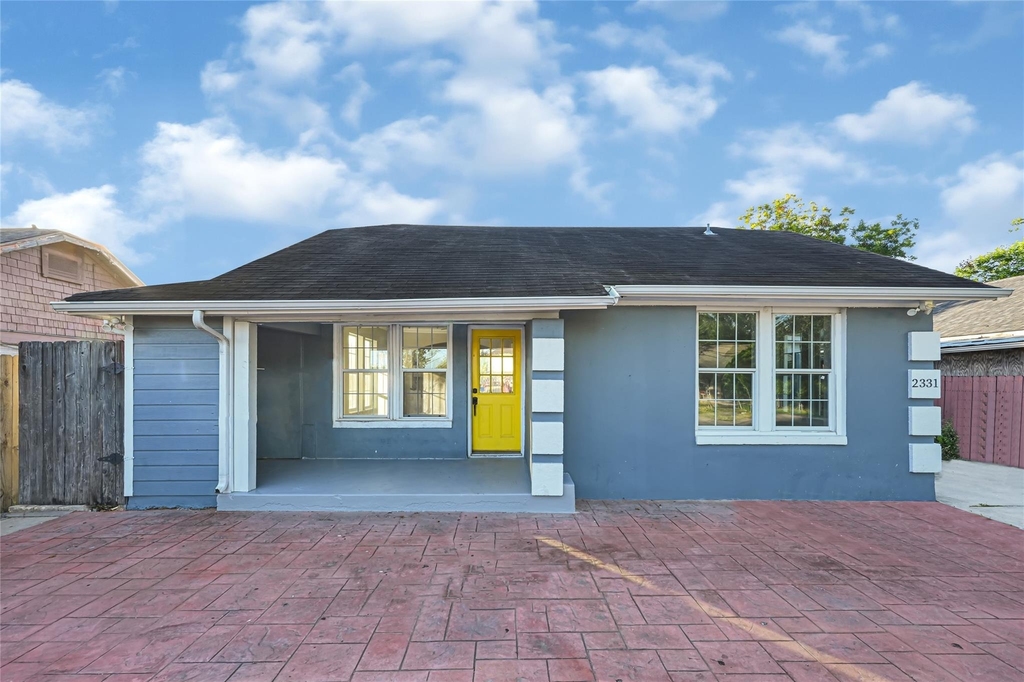 2331 Delafield Street - Photo 0