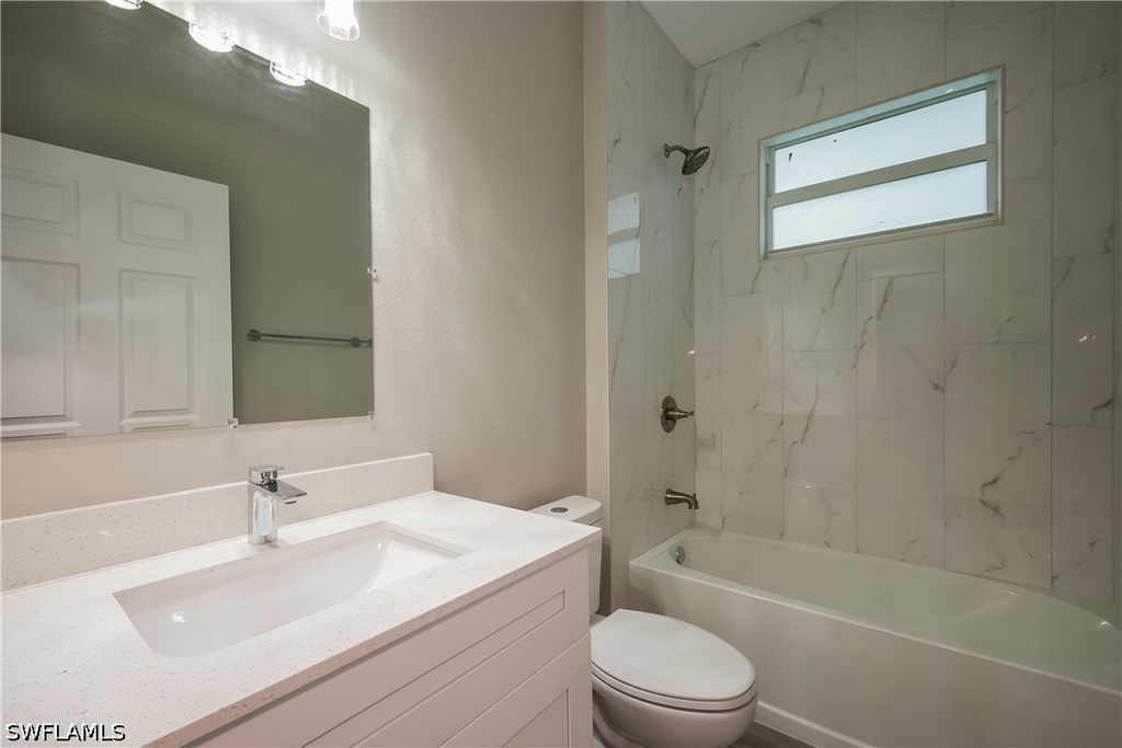 3204 66th Street W - Photo 6