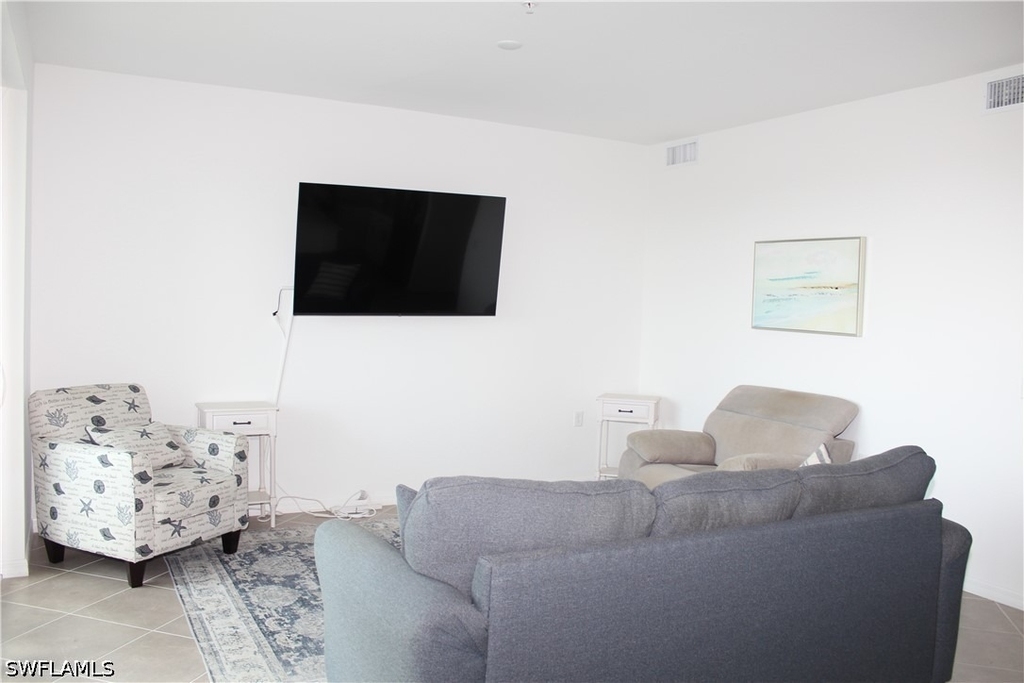14121 Heritage Landing Boulevard - Photo 7