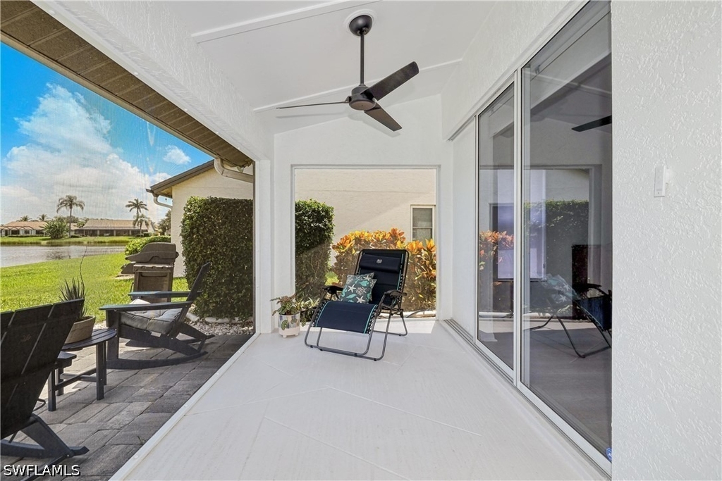22589 Island Lakes Drive - Photo 32