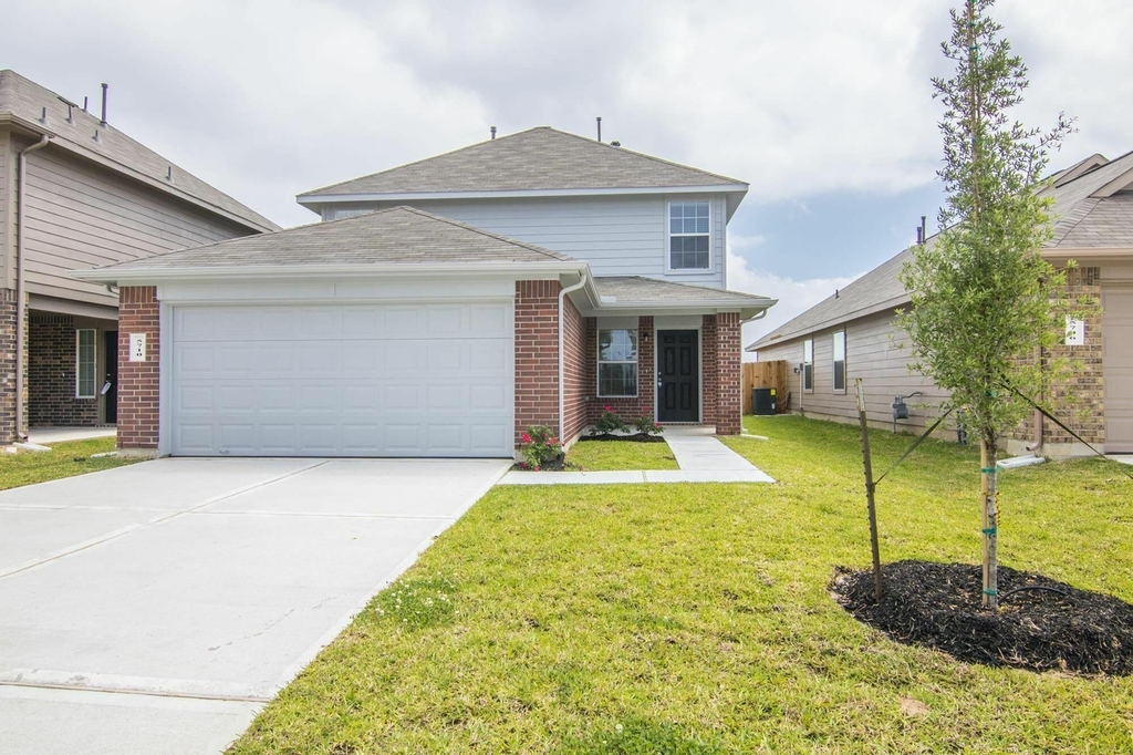 5710 Plantation Forest Drive - Photo 0