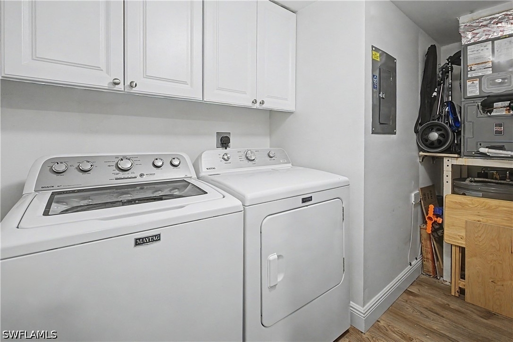 7065 Dennis Circle - Photo 21