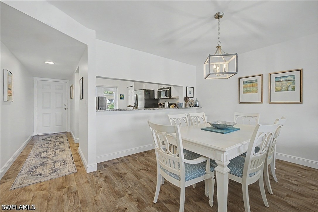 7065 Dennis Circle - Photo 2