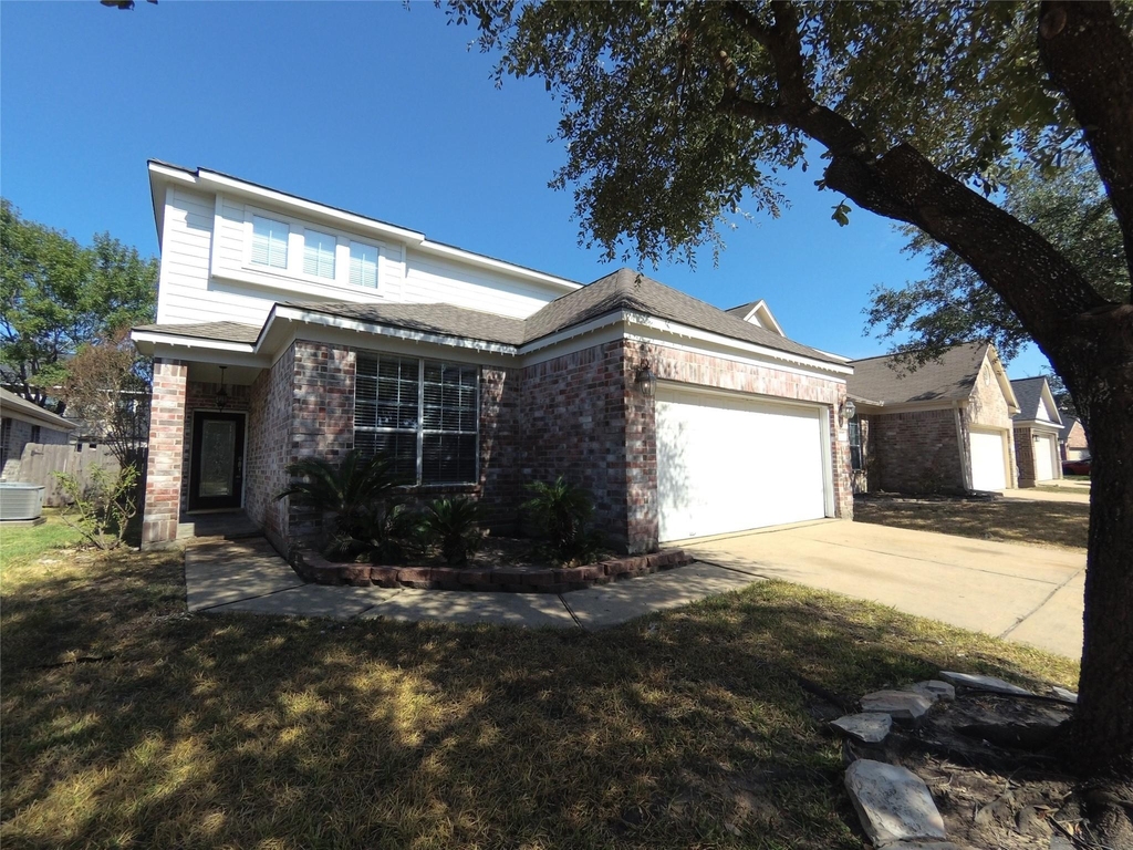 18418 Burgundy Sky Way - Photo 0
