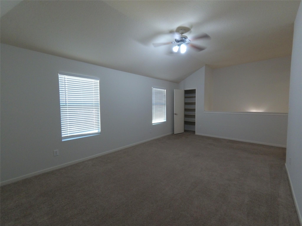 18418 Burgundy Sky Way - Photo 13