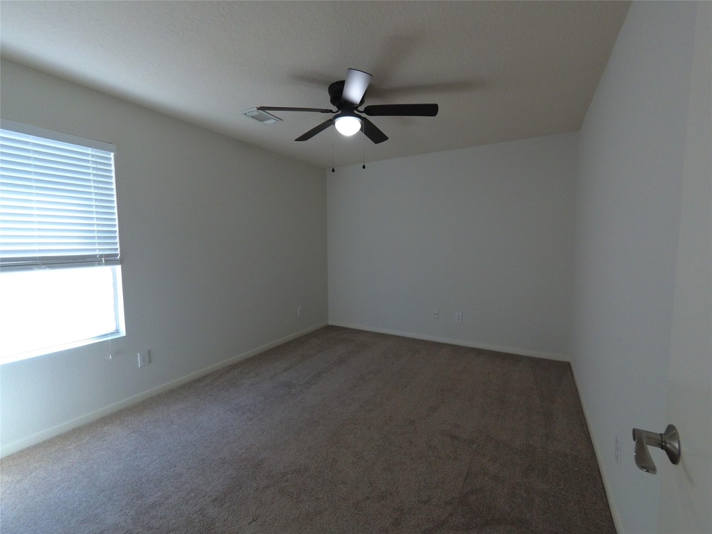 18418 Burgundy Sky Way - Photo 11
