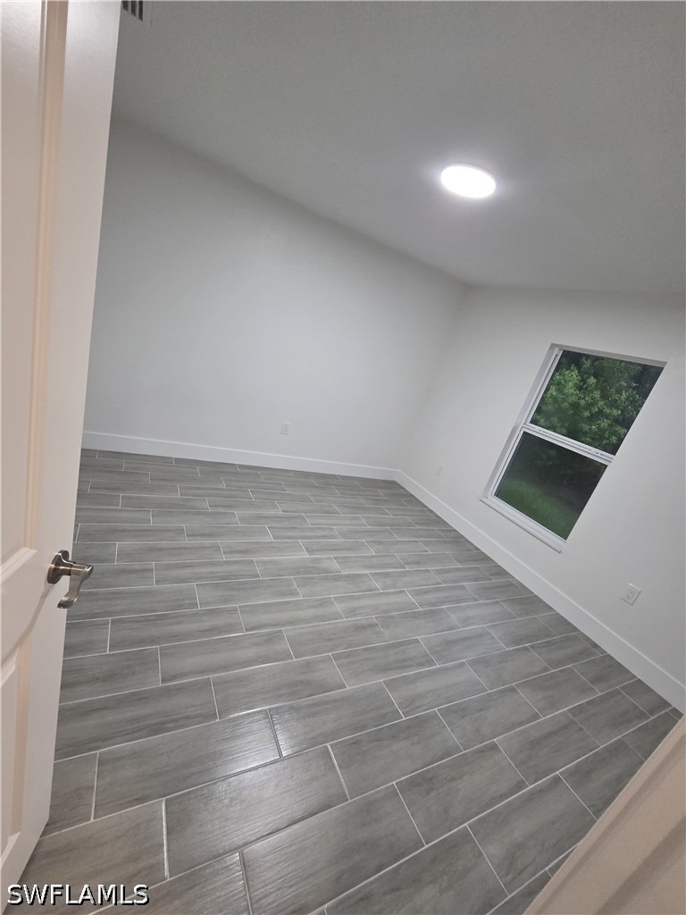617/619 Creuset Avenue S - Photo 6