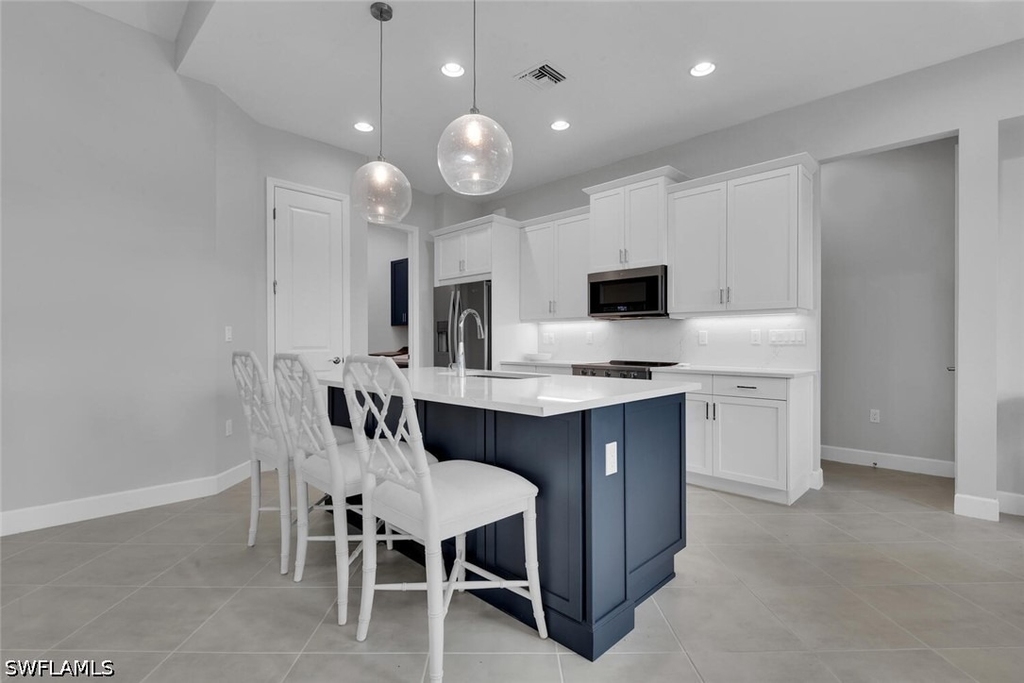 7124 Saona Court - Photo 8