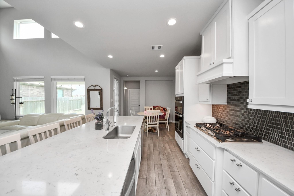 3815 Favor Forest Court - Photo 19