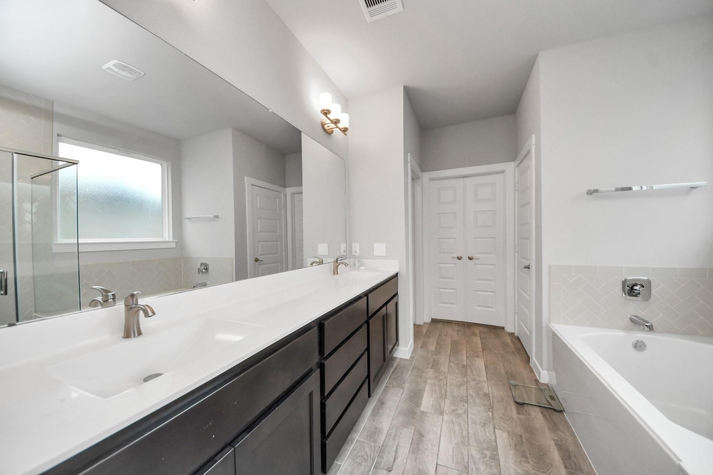 3815 Favor Forest Court - Photo 24