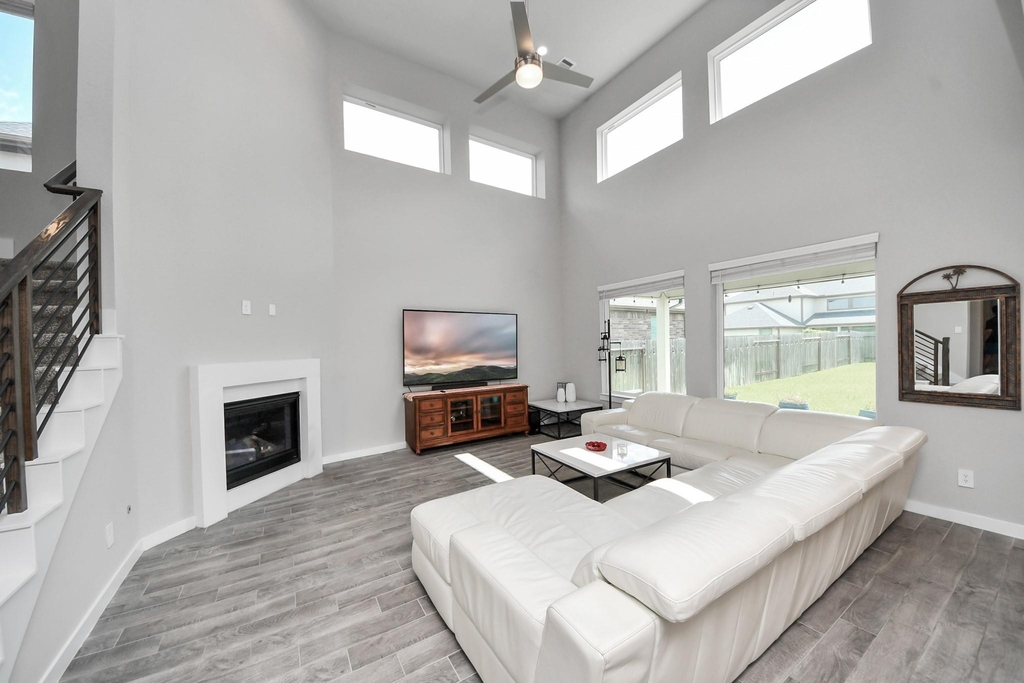 3815 Favor Forest Court - Photo 11