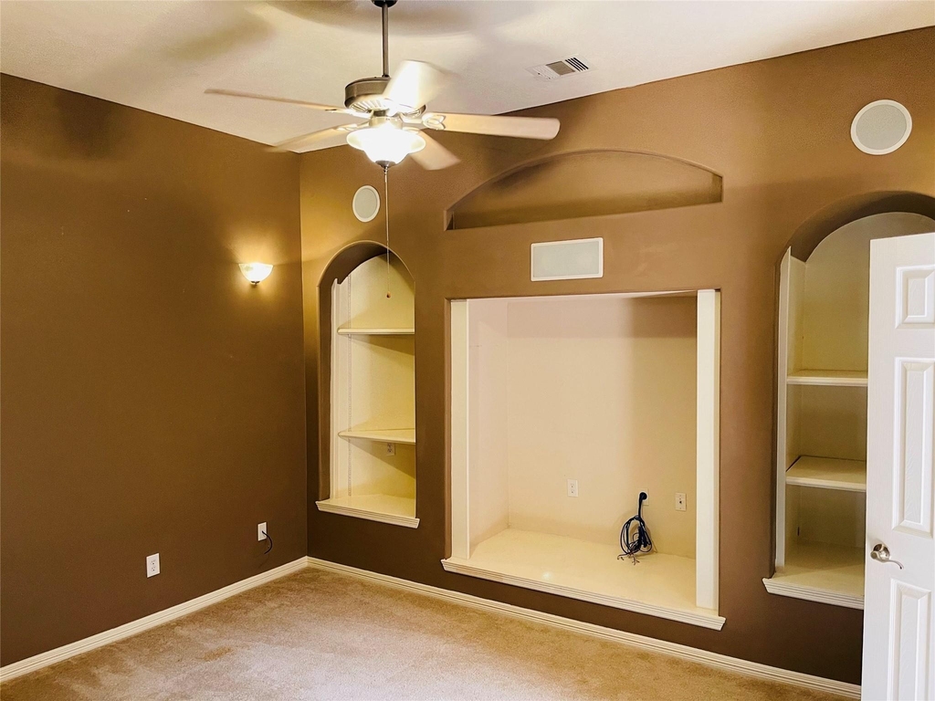 10723 Lake Riata Lane - Photo 12