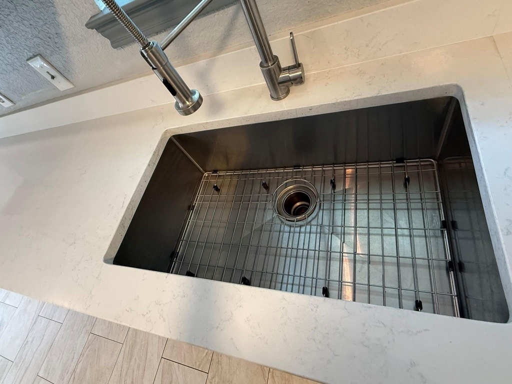 5525 Main Street - Photo 9