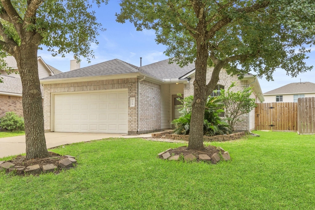 31719 Cattail Park Court - Photo 0