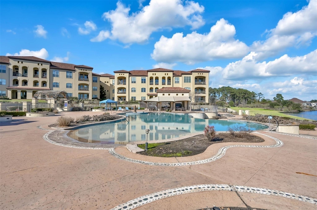 17040 W Fm 1097 Road - Photo 38