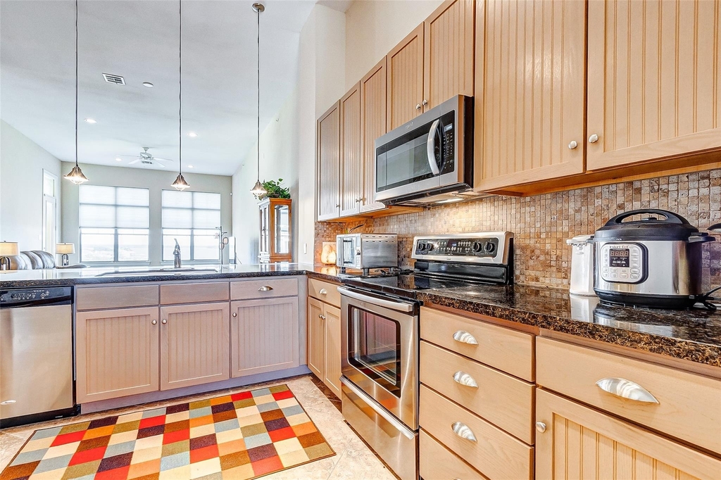 17040 W Fm 1097 Road - Photo 7