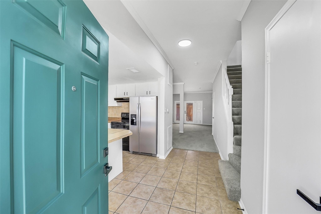 14703 Barryknoll Lane - Photo 2