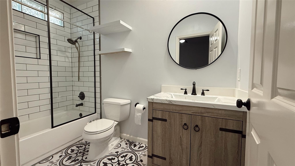 1107 Marconi Street - Photo 6