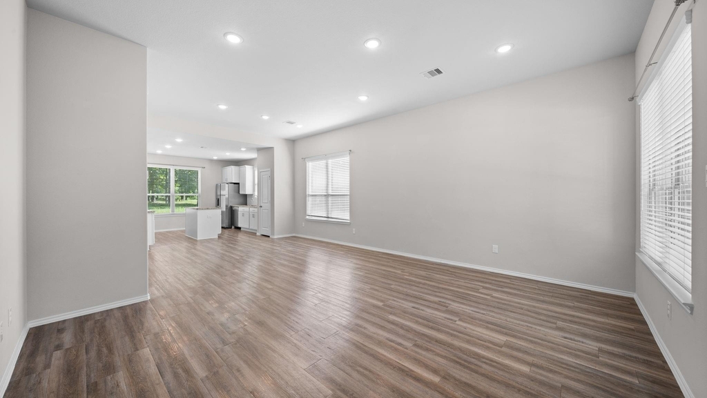 18140 Mail Route Road - Photo 3