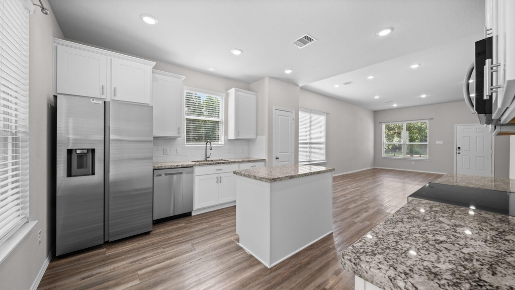 18140 Mail Route Road - Photo 9
