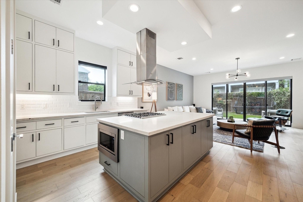 823 Aurora Street - Photo 7
