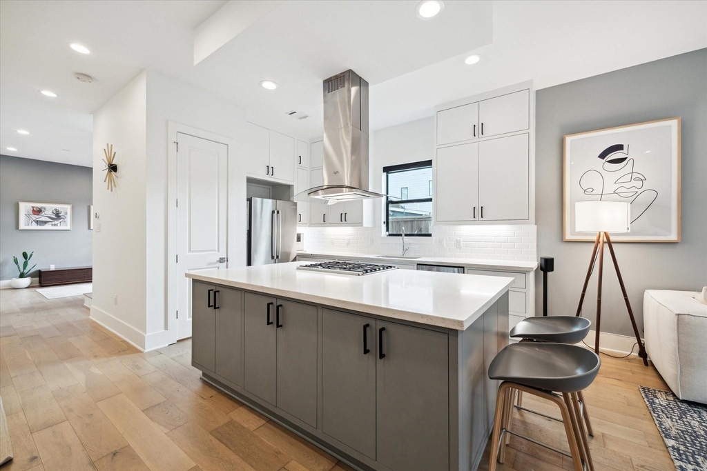 823 Aurora Street - Photo 6